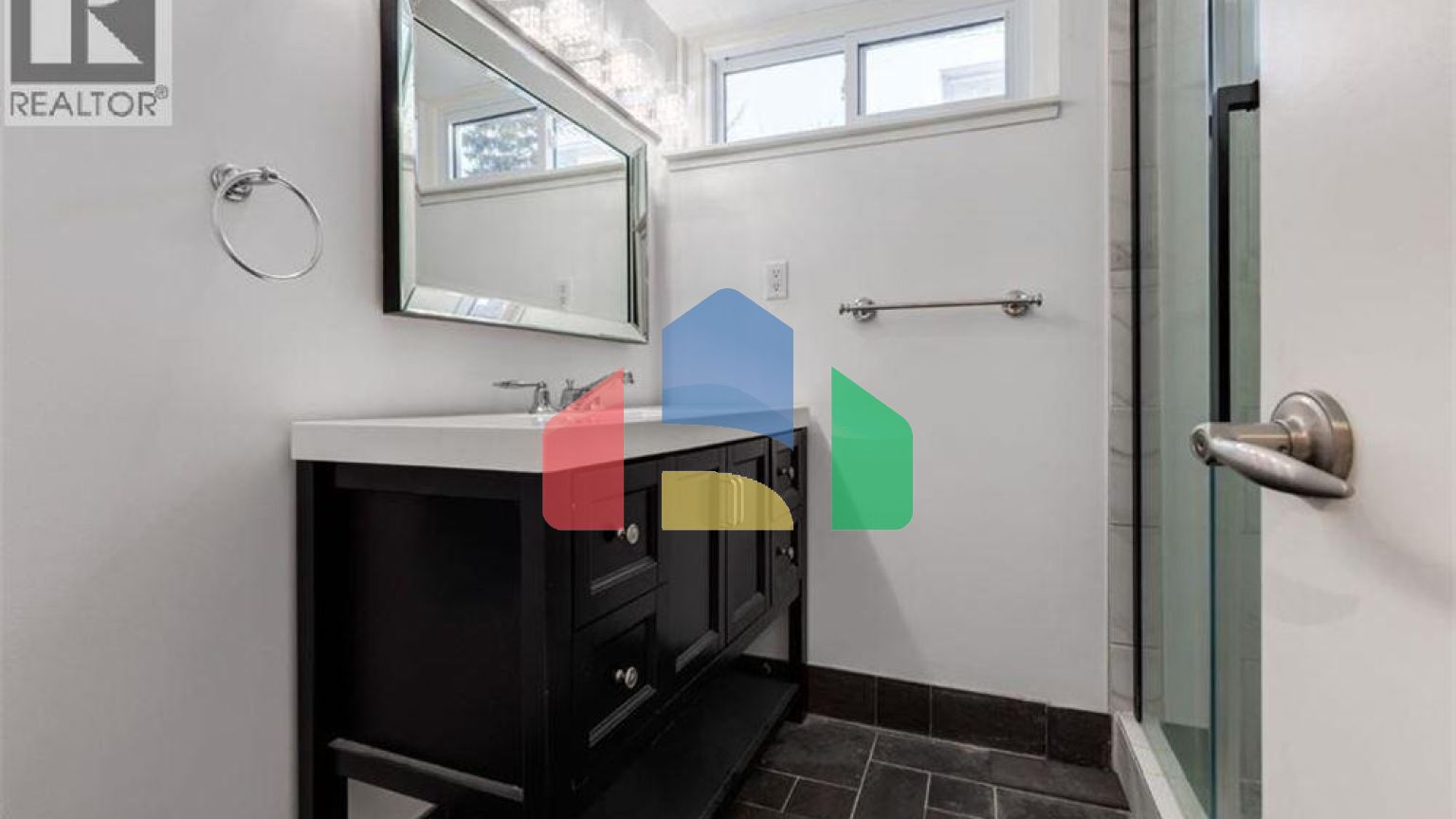 Residential - Single Family Home - Calgary, Canada - Canada