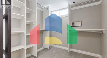 Residential - Single Family Home - Calgary, Canada - Canada