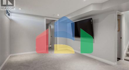 Residential - Single Family Home - Calgary, Canada - Canada