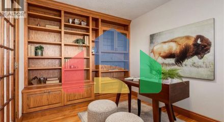 Residential - Single Family Home - Calgary, Canada - Canada