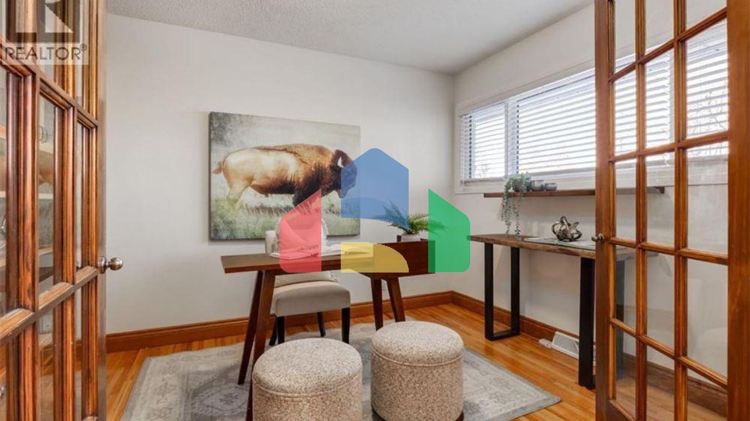 Residential - Single Family Home - Calgary, Canada - Canada