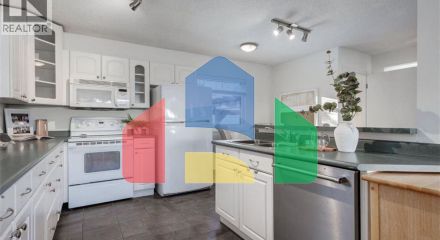 Residential - Single Family Home - Calgary, Canada - Canada