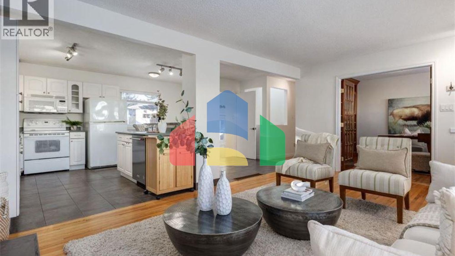 Residential - Single Family Home - Calgary, Canada - Canada