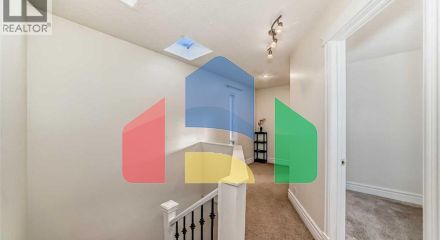 Residential - Single Family Home - Calgary, Canada - Canada