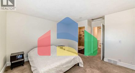 Residential - Single Family Home - Calgary, Canada - Canada