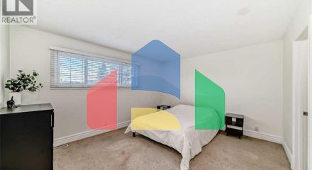 Residential - Single Family Home - Calgary, Canada - Canada