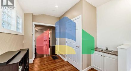 Residential - Single Family Home - Calgary, Canada - Canada