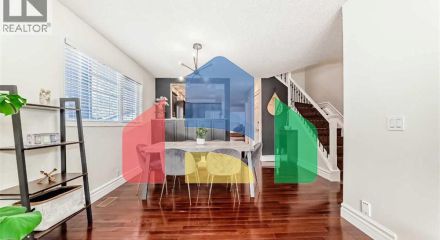 Residential - Single Family Home - Calgary, Canada - Canada