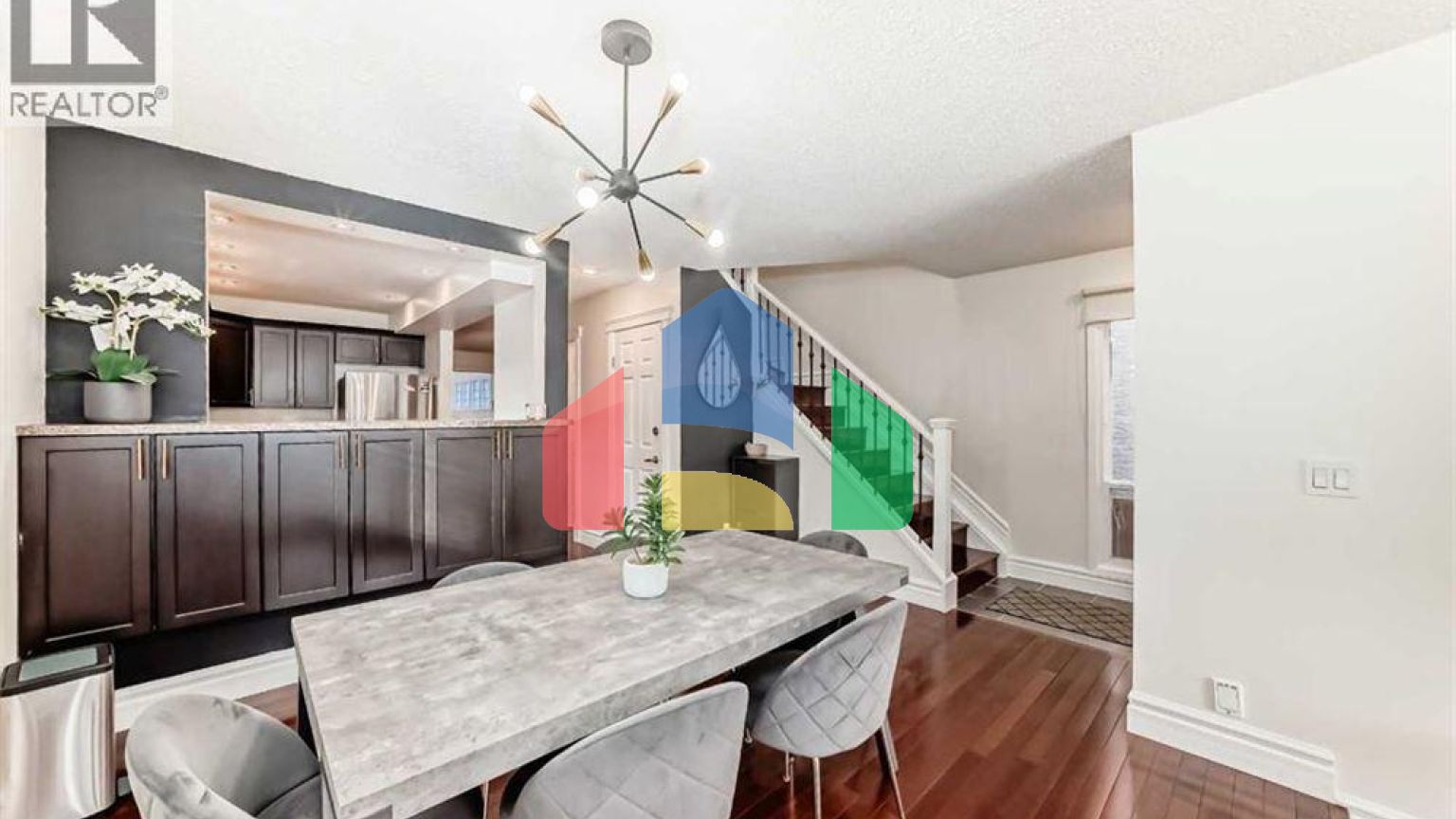 Residential - Single Family Home - Calgary, Canada - Canada