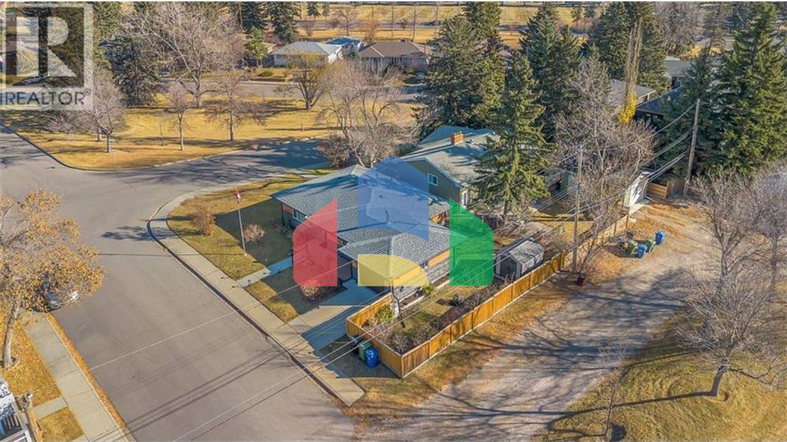 Residential - Single Family Home - Calgary, Canada - Canada