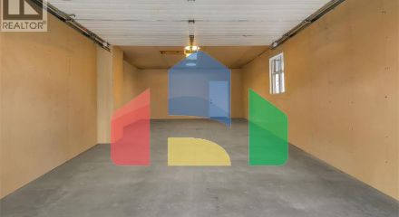 Residential - Single Family Home - Calgary, Canada - Canada