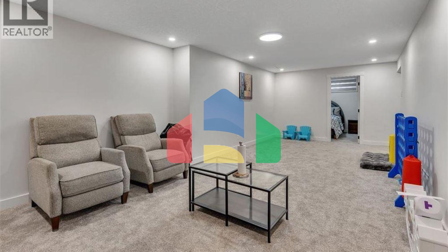 Residential - Single Family Home - Calgary, Canada - Canada