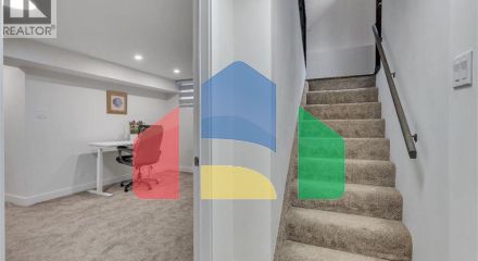 Residential - Single Family Home - Calgary, Canada - Canada