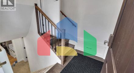 Residential - Single Family Home - Calgary, Canada - Canada