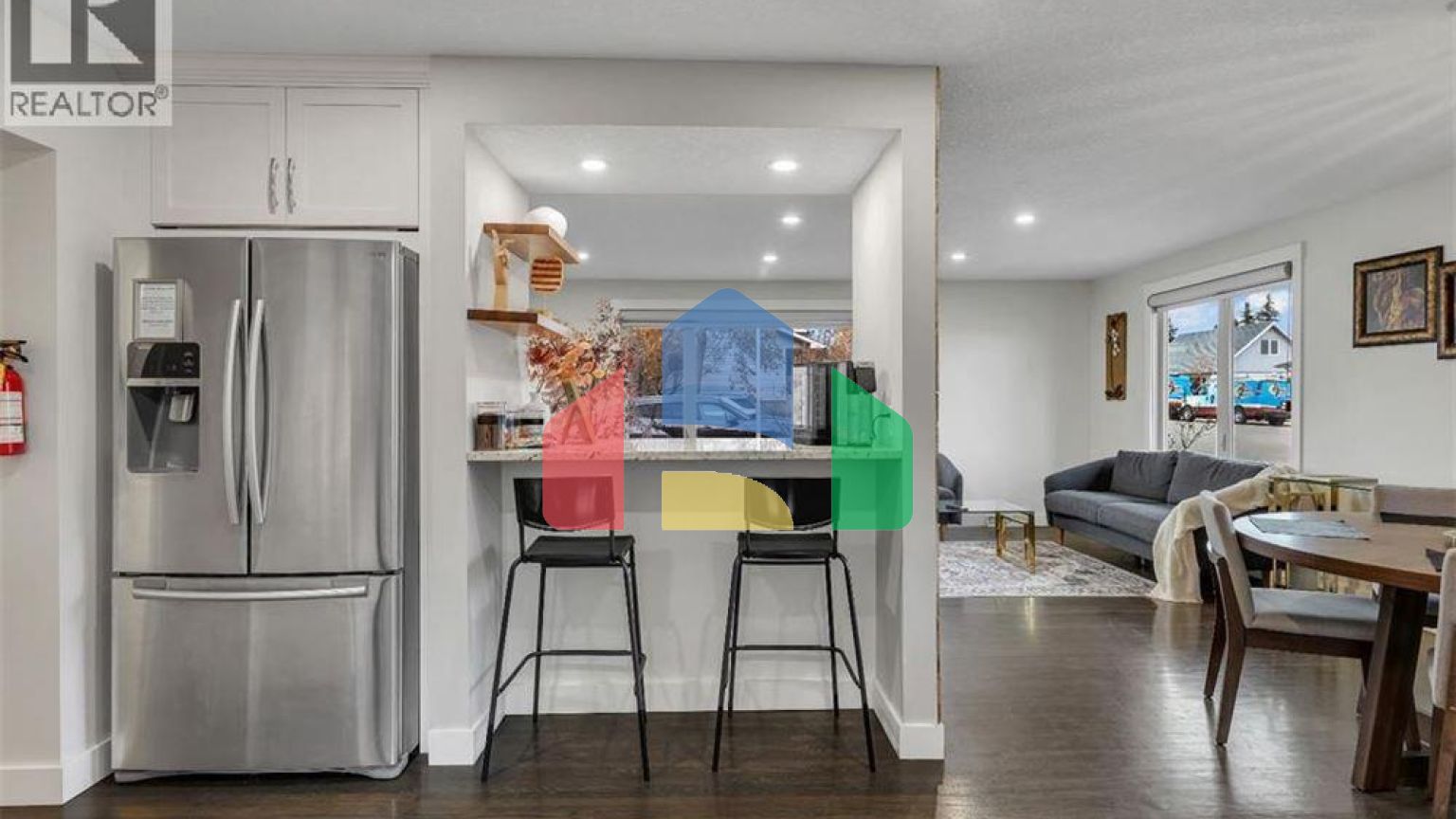 Residential - Single Family Home - Calgary, Canada - Canada