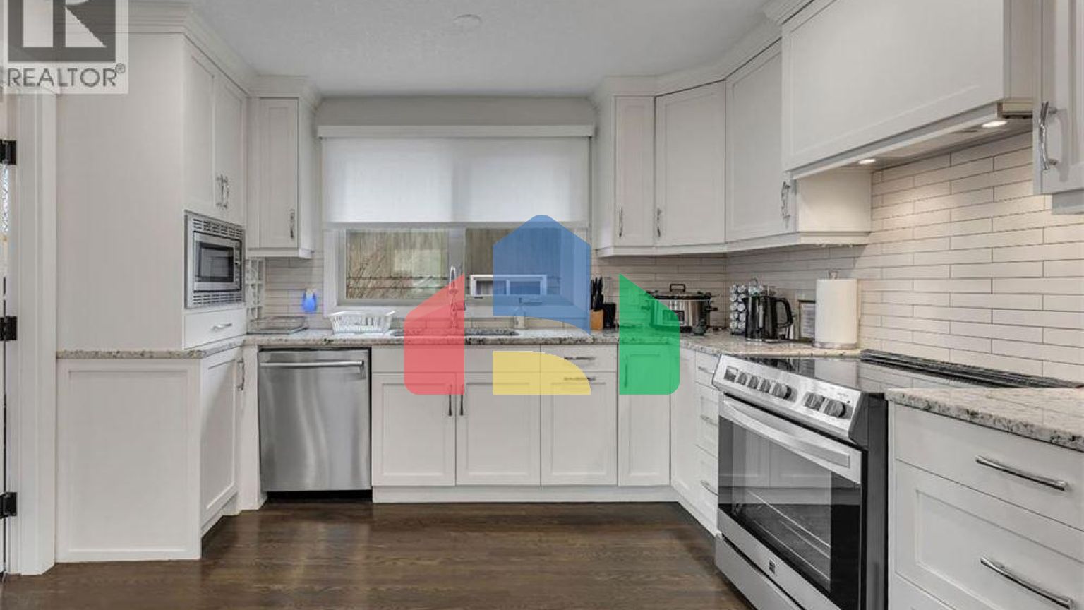 Residential - Single Family Home - Calgary, Canada - Canada