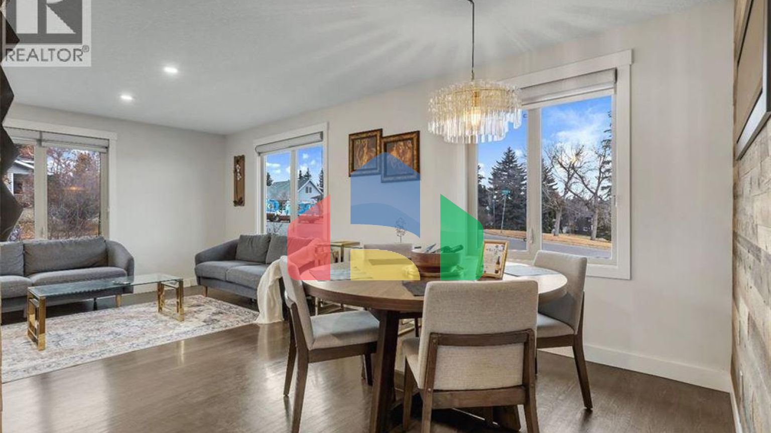 Residential - Single Family Home - Calgary, Canada - Canada