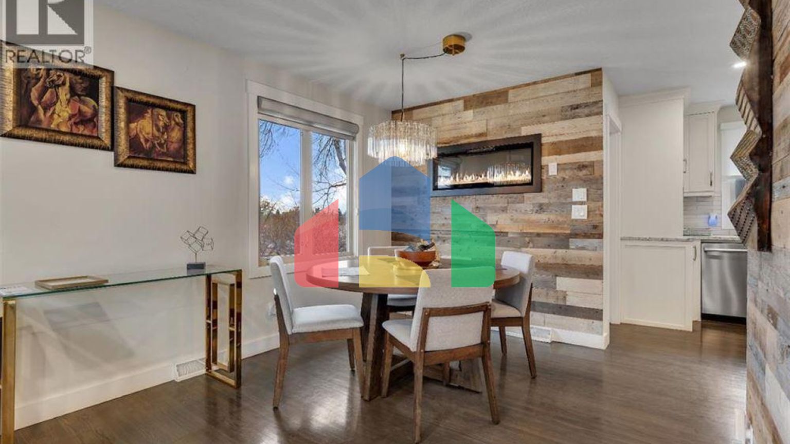 Residential - Single Family Home - Calgary, Canada - Canada