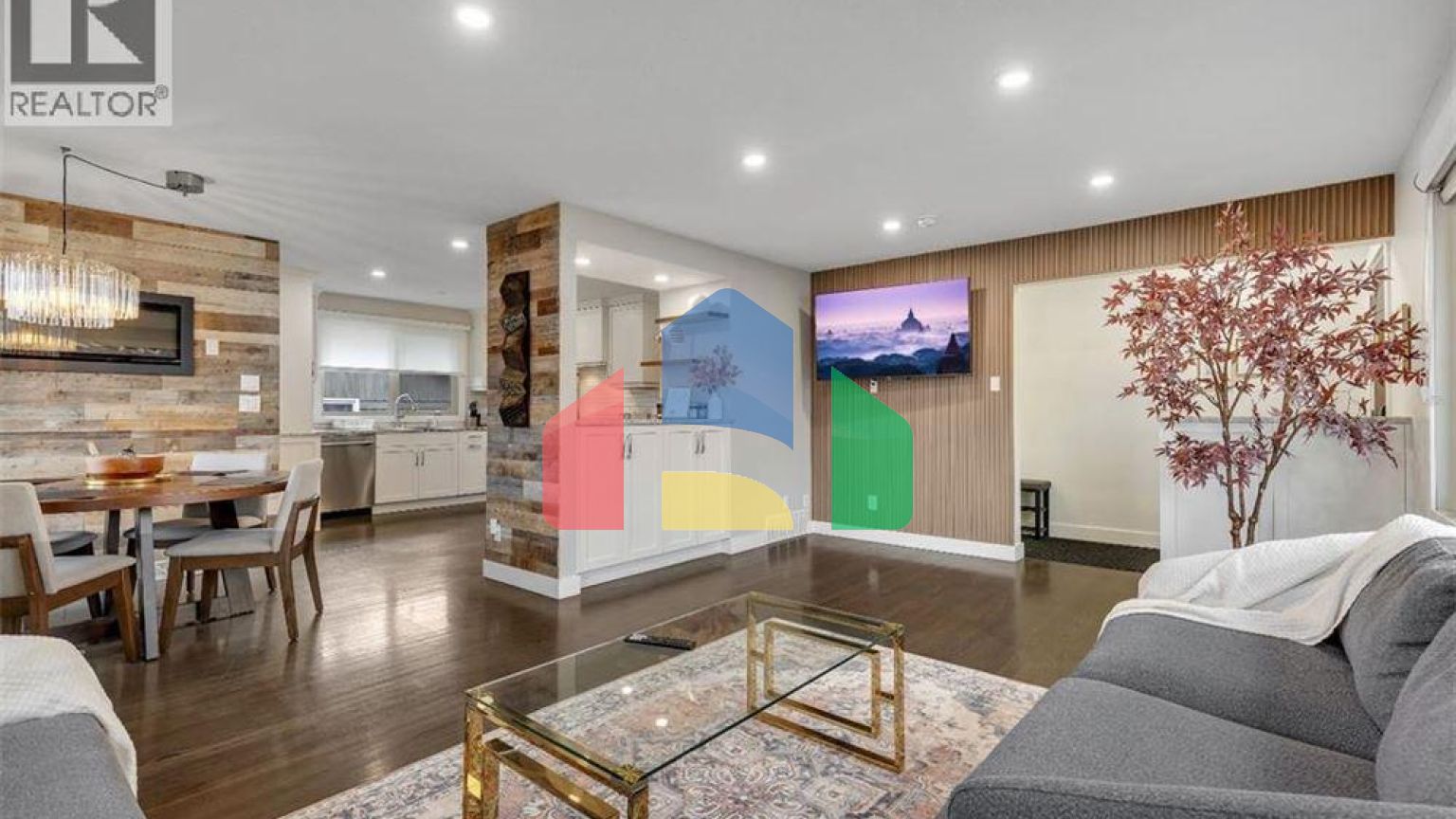 Residential - Single Family Home - Calgary, Canada - Canada