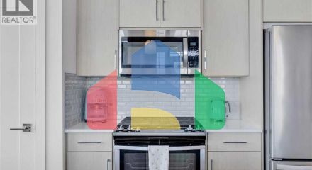 Residential - Single Family Home - Calgary, Canada - Canada