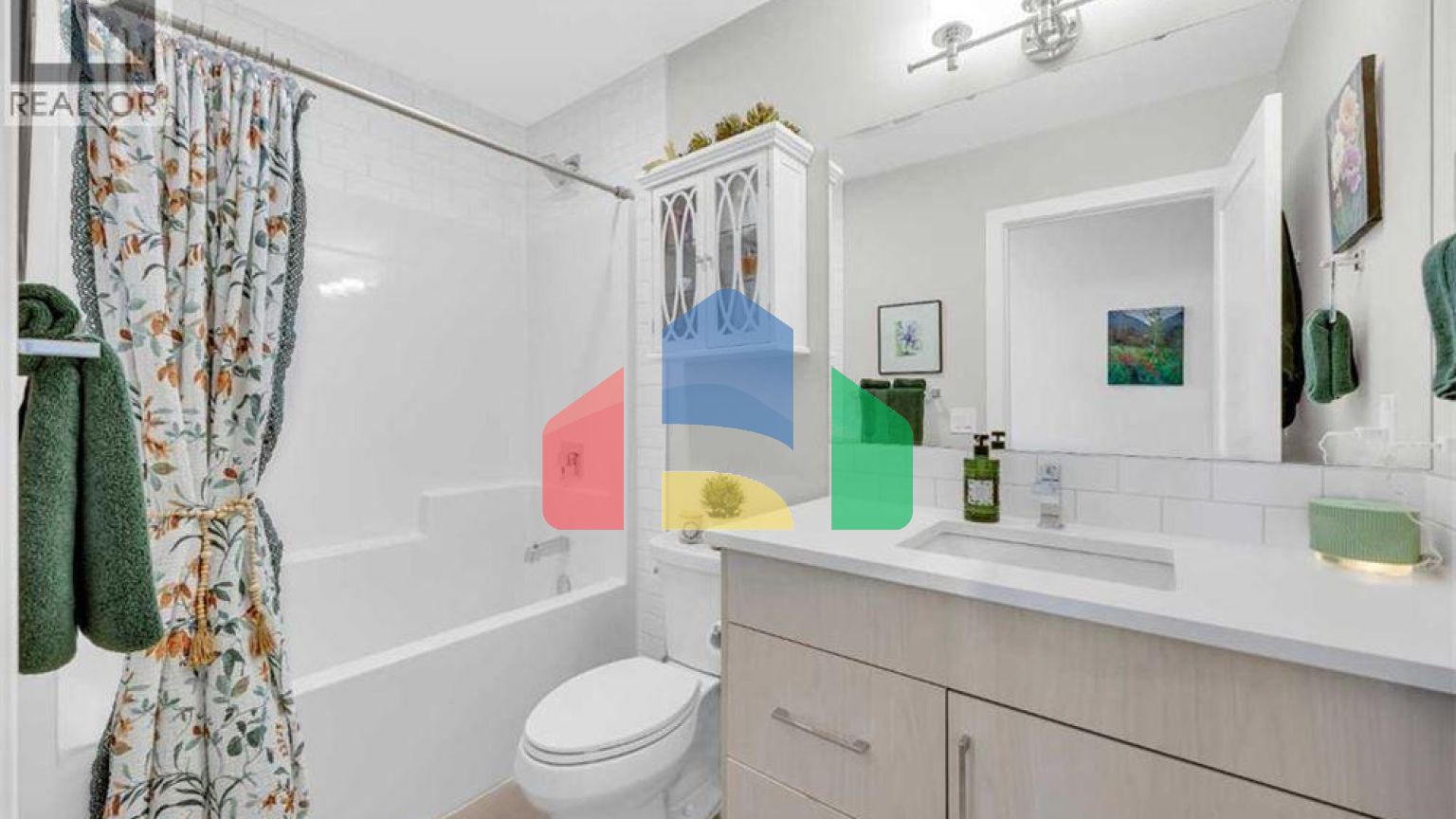 Residential - Single Family Home - Calgary, Canada - Canada