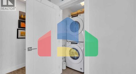 Residential - Single Family Home - Calgary, Canada - Canada