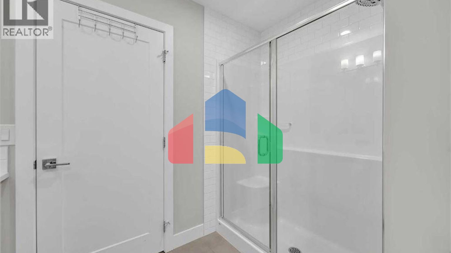 Residential - Single Family Home - Calgary, Canada - Canada