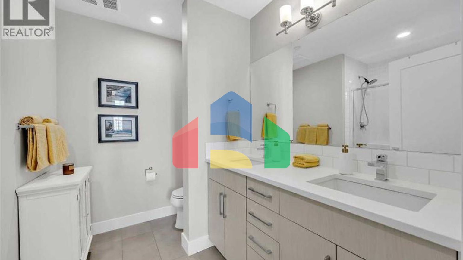 Residential - Single Family Home - Calgary, Canada - Canada