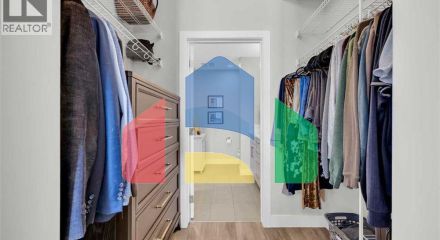 Residential - Single Family Home - Calgary, Canada - Canada