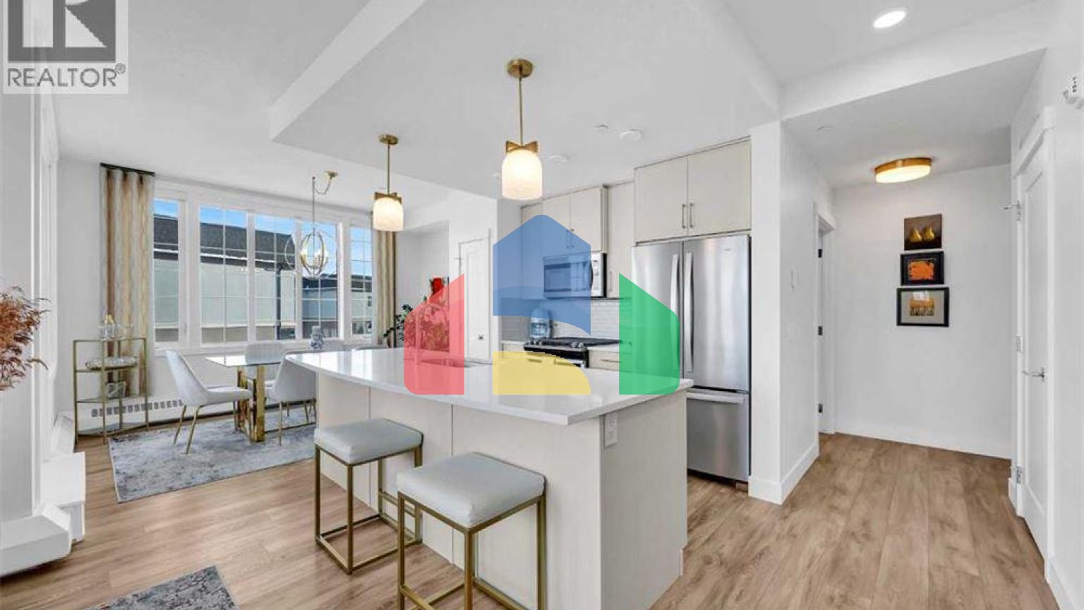 Residential - Single Family Home - Calgary, Canada - Canada