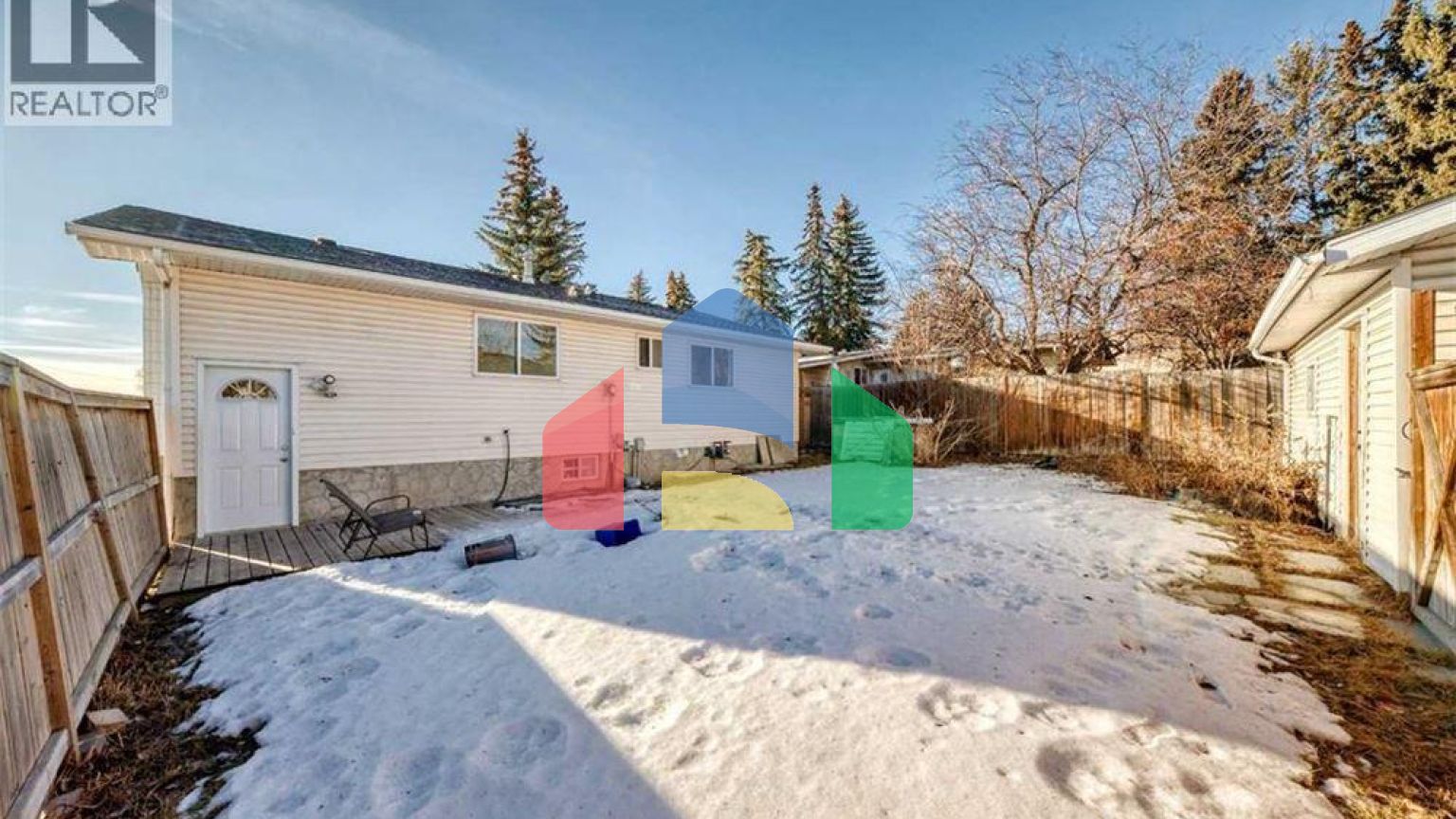 Residential - Single Family Home - Calgary, Canada - Canada