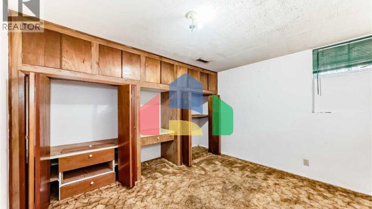 Residential - Single Family Home - Calgary, Canada - Canada