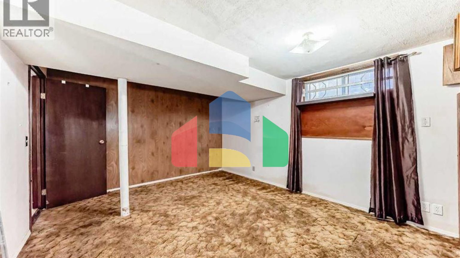 Residential - Single Family Home - Calgary, Canada - Canada