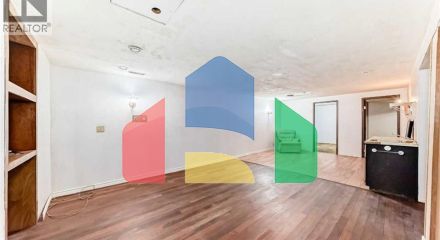 Residential - Single Family Home - Calgary, Canada - Canada