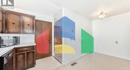 Residential - Single Family Home - Calgary, Canada - Canada