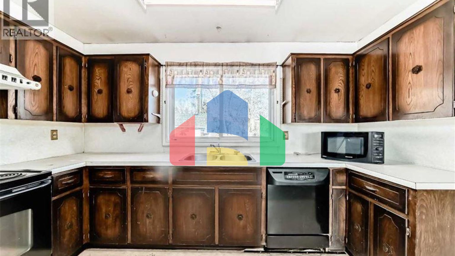 Residential - Single Family Home - Calgary, Canada - Canada