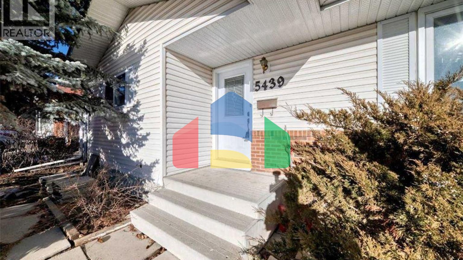 Residential - Single Family Home - Calgary, Canada - Canada