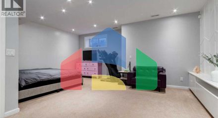 Residential - Single Family Home - Calgary, Canada - Canada