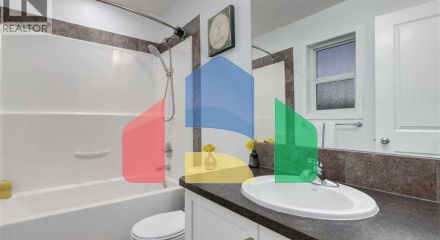 Residential - Single Family Home - Calgary, Canada - Canada