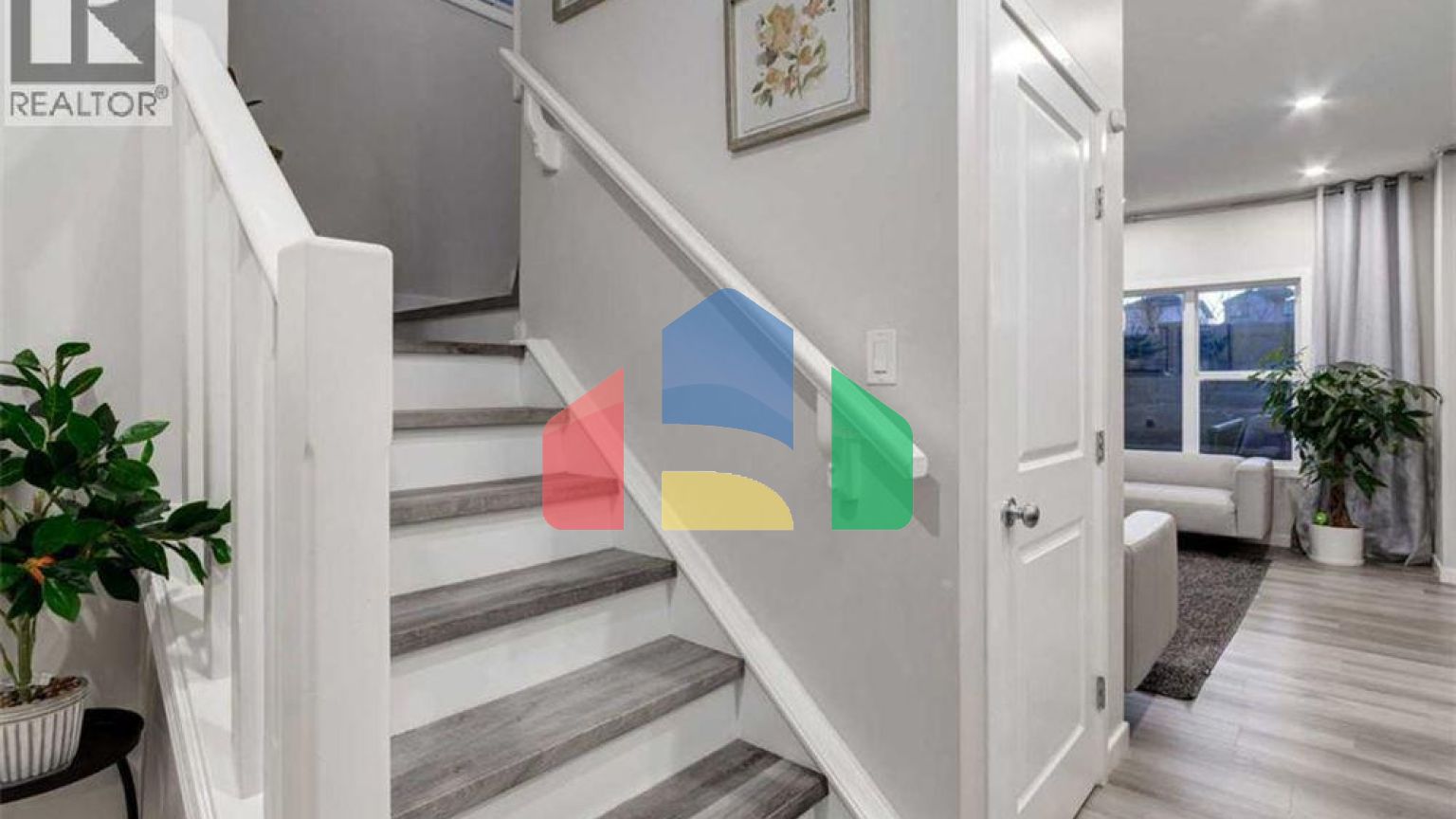 Residential - Single Family Home - Calgary, Canada - Canada