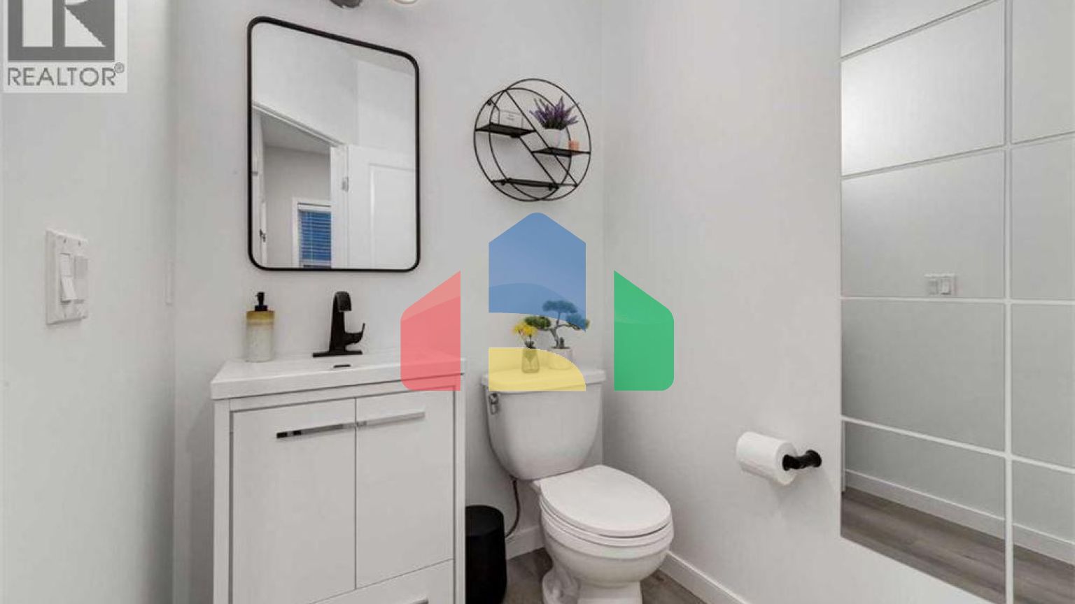 Residential - Single Family Home - Calgary, Canada - Canada