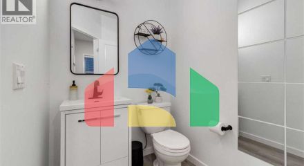 Residential - Single Family Home - Calgary, Canada - Canada