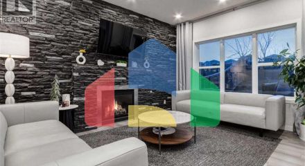 Residential - Single Family Home - Calgary, Canada - Canada