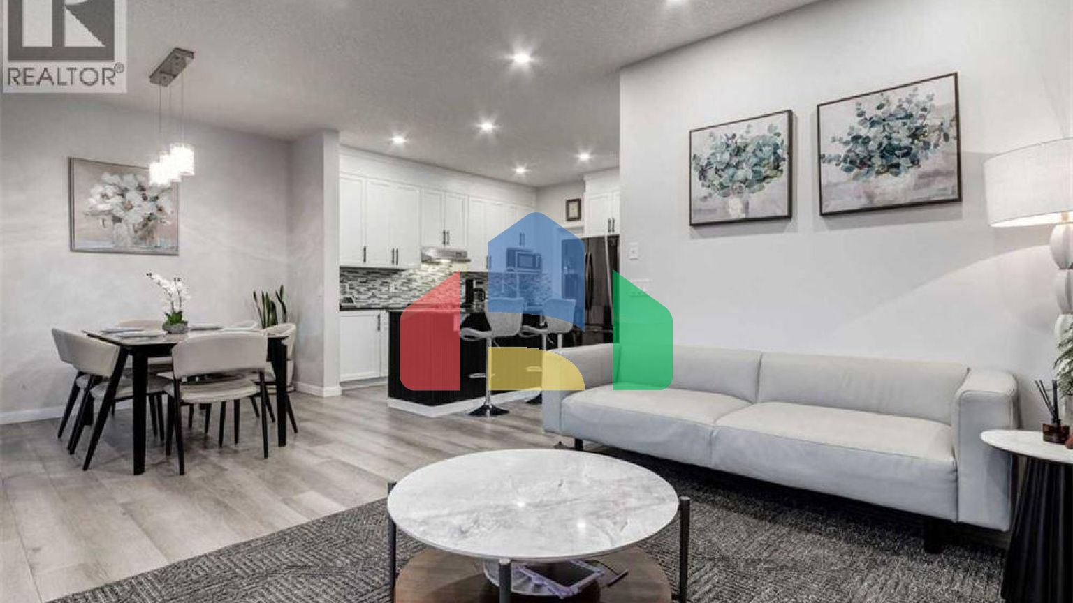 Residential - Single Family Home - Calgary, Canada - Canada