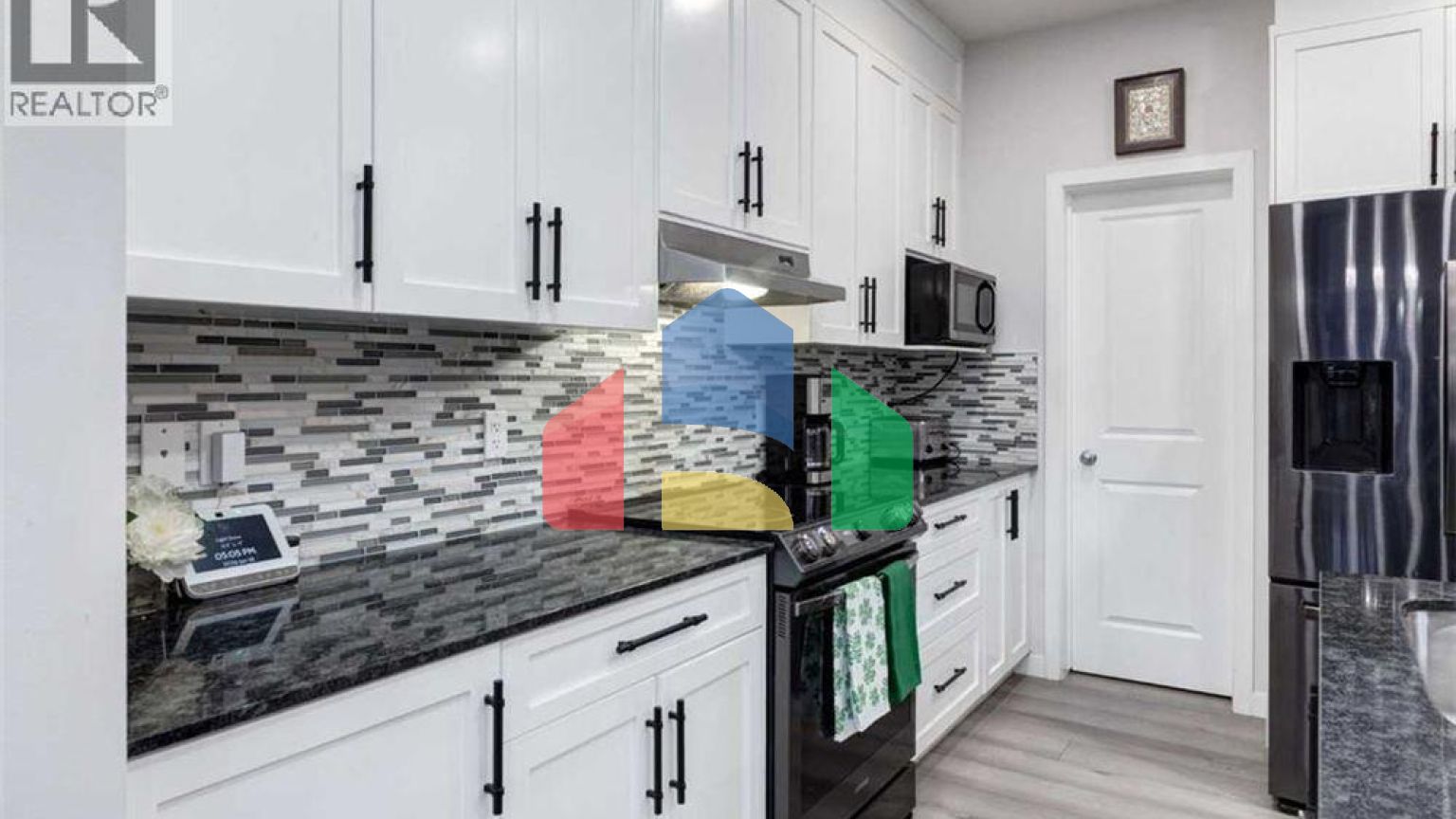 Residential - Single Family Home - Calgary, Canada - Canada