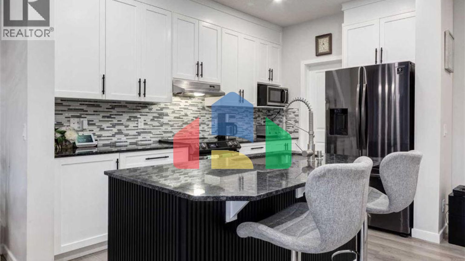 Residential - Single Family Home - Calgary, Canada - Canada