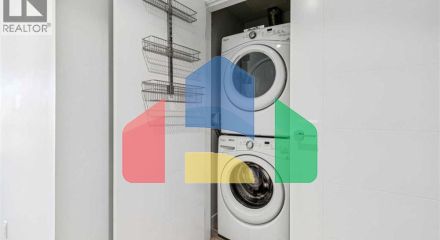 Residential - Single Family Home - Calgary, Canada - Canada