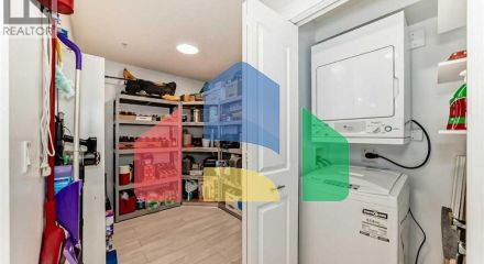 Residential - Single Family Home - Calgary, Canada - Canada