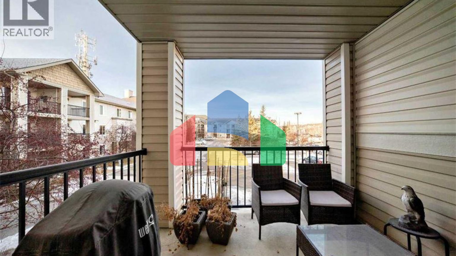 Residential - Single Family Home - Calgary, Canada - Canada