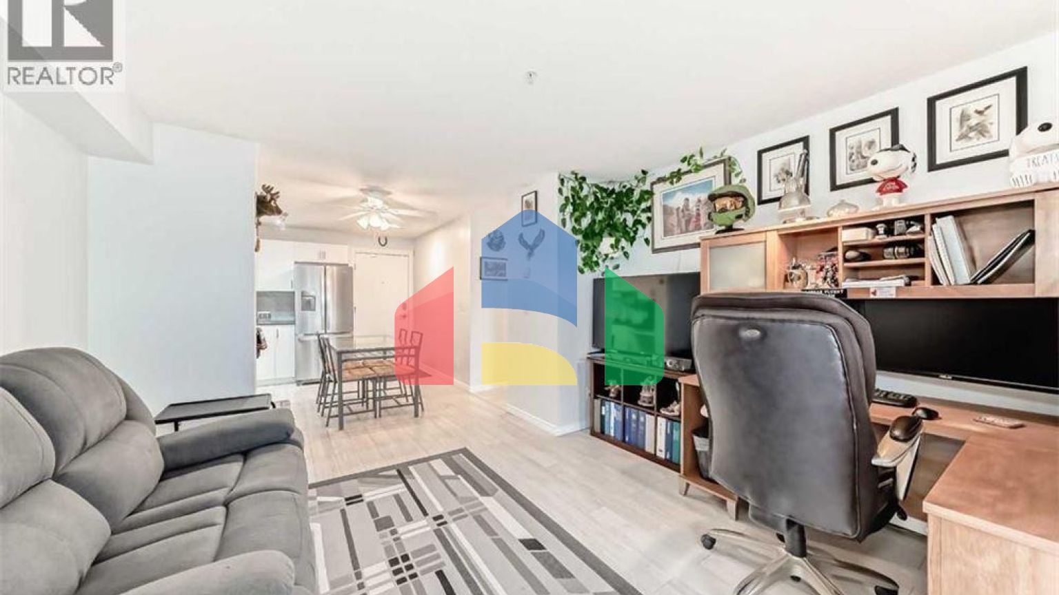 Residential - Single Family Home - Calgary, Canada - Canada